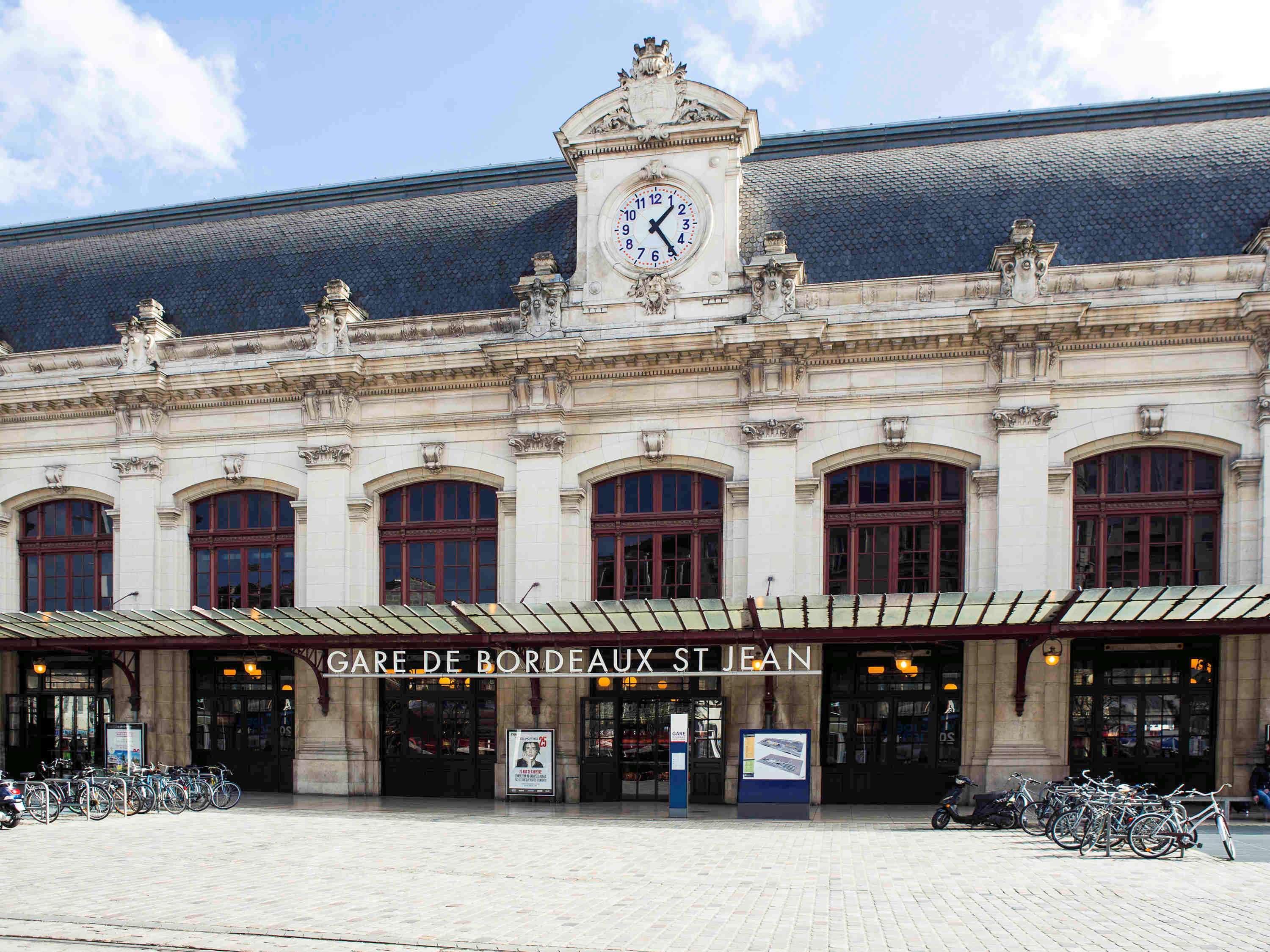 Hotel Ibis Bordeaux Centre Bastide Exterior foto