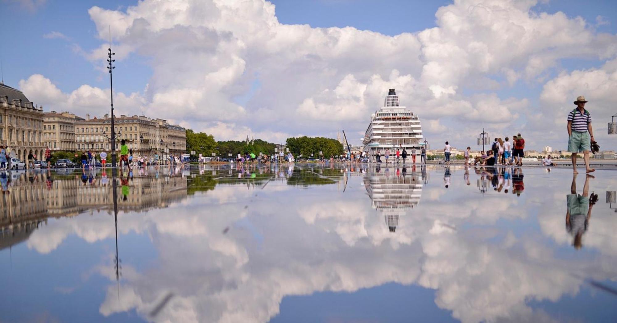 Hotel Ibis Bordeaux Centre Bastide Exterior foto